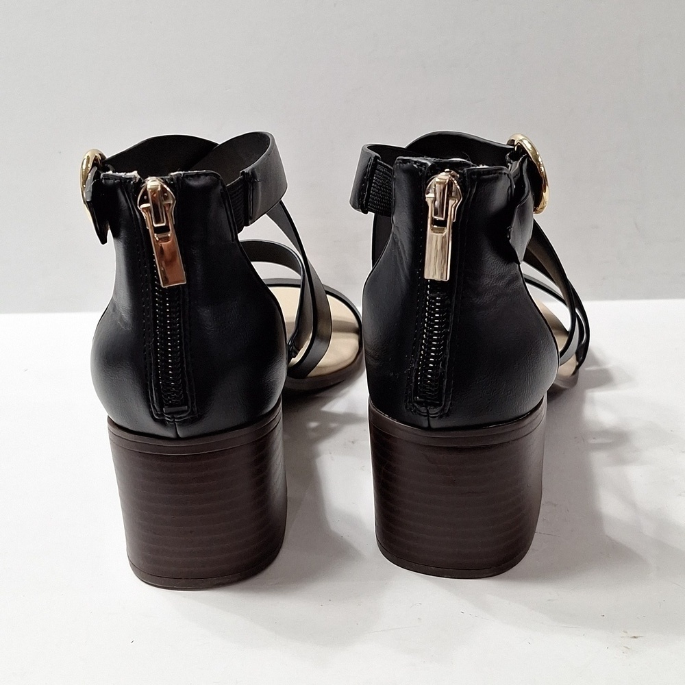 Life Stride Heritage Soft System Cushioned Insole Comfort Block Heel Sandals 9.5 — image 6 of 8